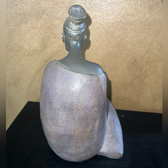 SEYMOUR MANN Handcrafted African Themed Figurine Woman With Pottery - Picture 3 of 12